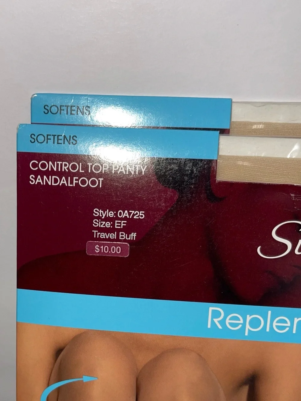 New 2 Pair Hanes Silk Reflection Stockings Sheer Buff Size EF